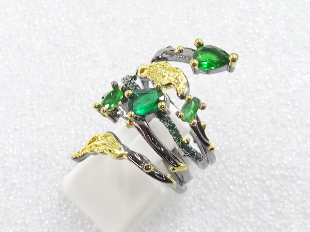 Japanese Kimono / Antique Accessories Metal